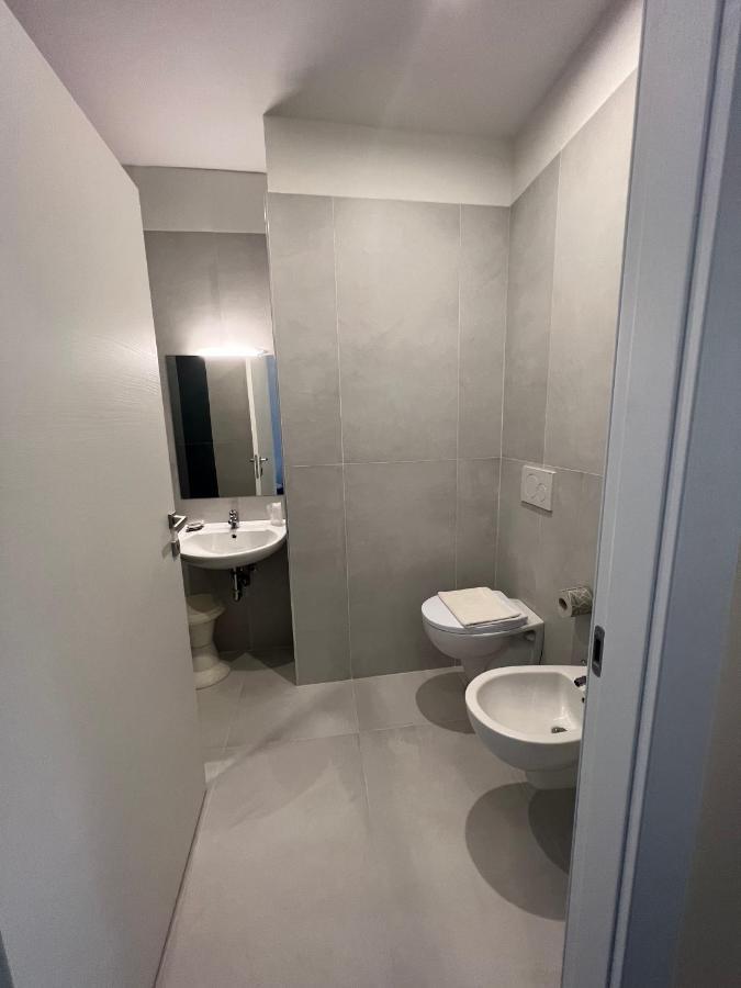 Hotel Telstar Rimini Kültér fotó